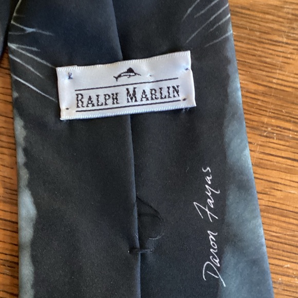 Ralph Marlin Black and Gray Cat Tie - Picture 3 of 4